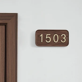 Номер дома из орехового дерева Nordic solid wood home персонализированный гостиничный номер, украшенный латунной номерной табличкой